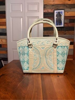 New with tags Banda Bag Mangaya Tote
